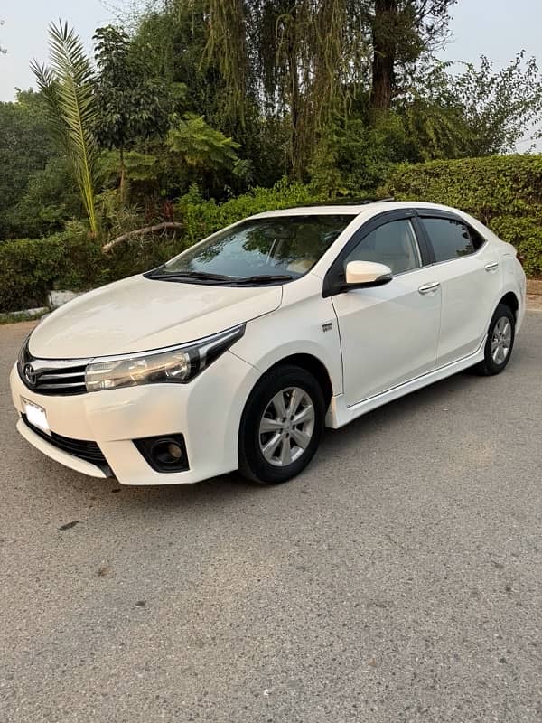 Toyota Altis Grande 2014 5