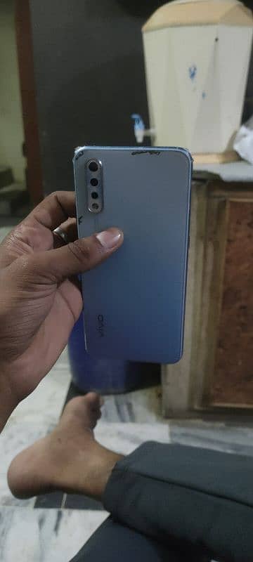 Vivo s1 4+128 used condition chaged sath ha baki kowr masla nahi 2