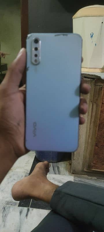 Vivo s1 4+128 used condition chaged sath ha baki kowr masla nahi 3