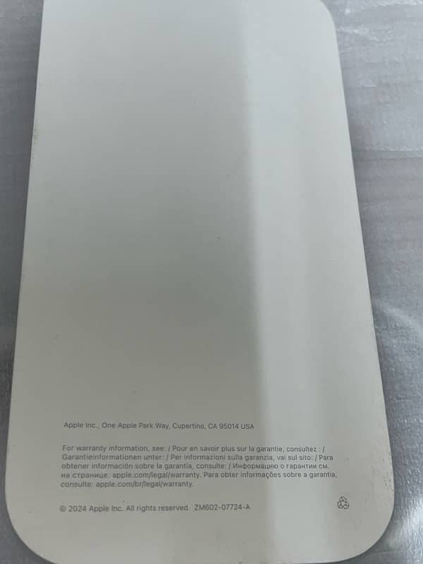 Apple 16 Pro Max silicone case (open box) 3