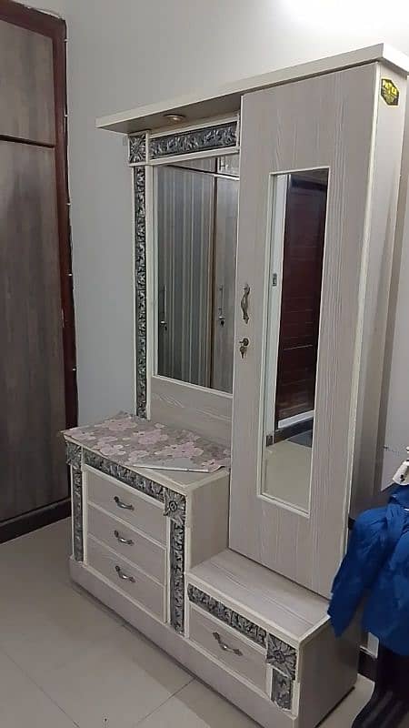 Bed with side table and dressing table 1