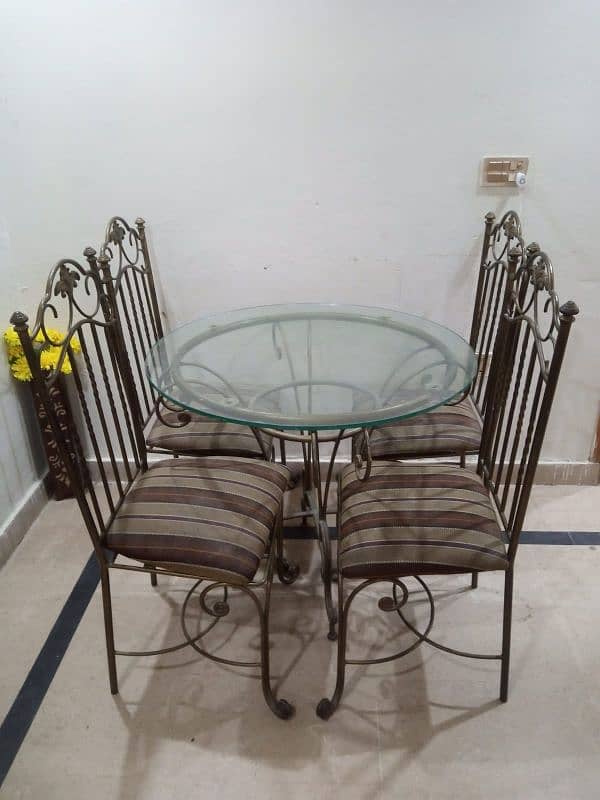 Iron dining table with Chairs- Strong and reliable 1