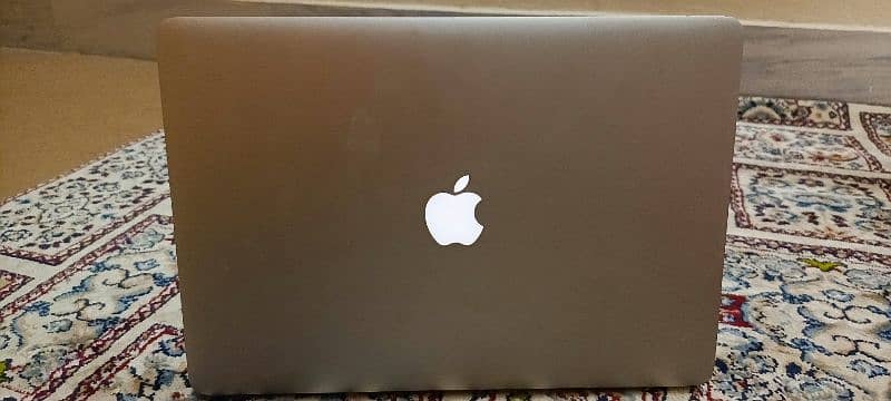 MAC BOOK PRO 2