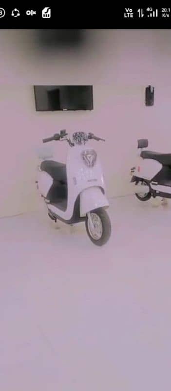 Electric scooter hybrid in warinty 03269496795 14