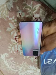 vivo v21