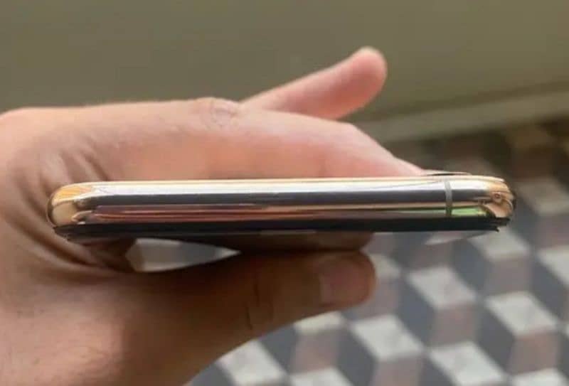 iPhone XS-MAX PTA approved. . . . 4