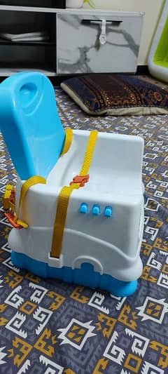 Baby seat (3 levels adjustable) and other baby items