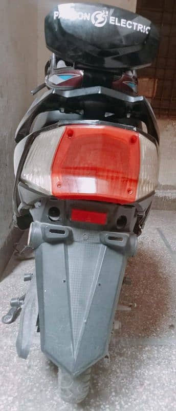 pakzon electric scooty 1