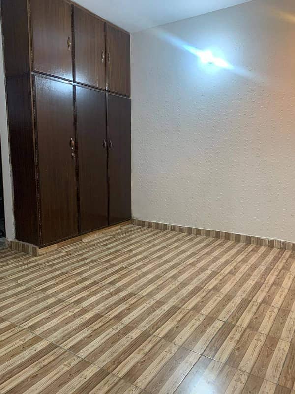 10 marla upper portion for rent in faisal town 7