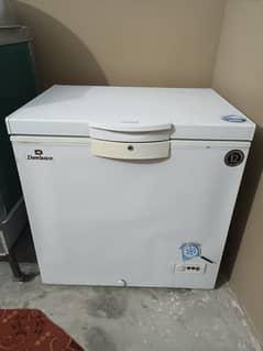 Company Dawlance Deep Freezer