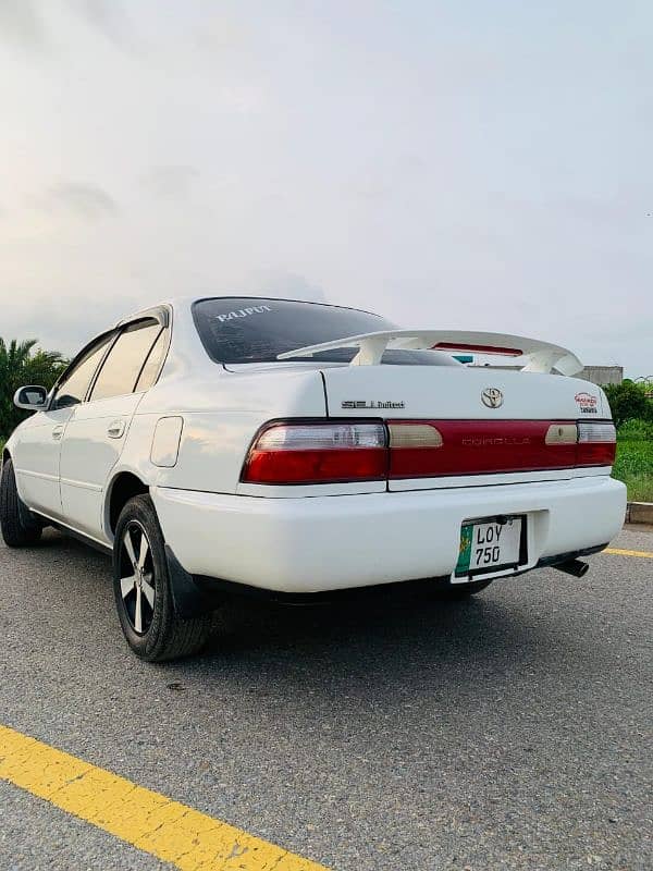 Toyota Corolla 2.0 D 1995 3