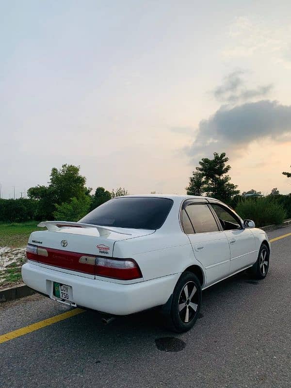 Toyota Corolla 2.0 D 1995 5