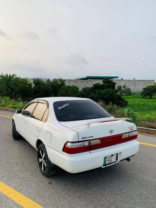 Toyota Corolla 2.0 D 1995 10