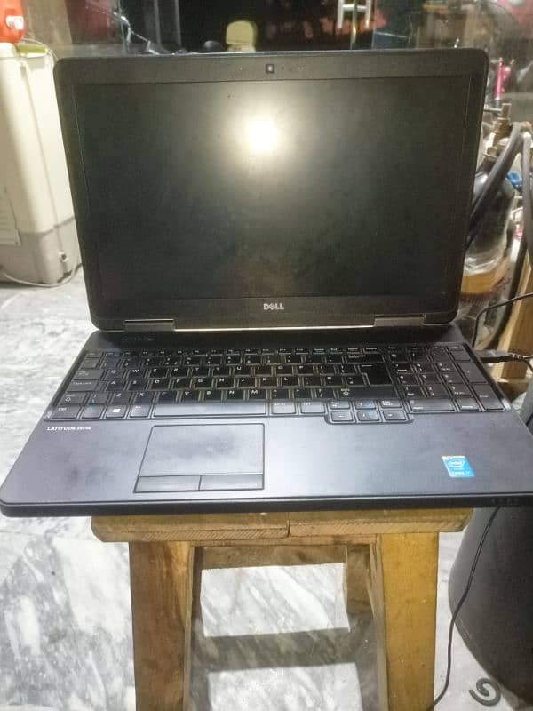 Dell Laptop 12gb 128gb 7