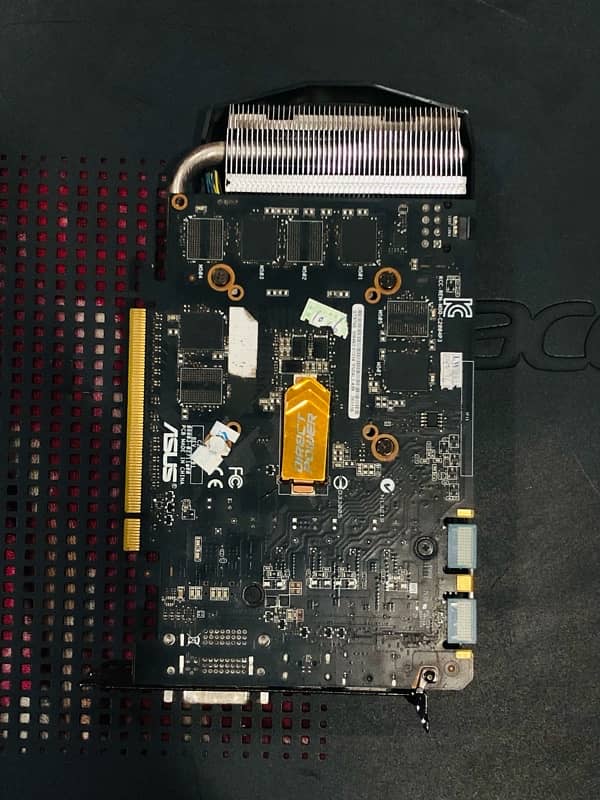 ASUS 760 ti (2GB Graphic card) 4