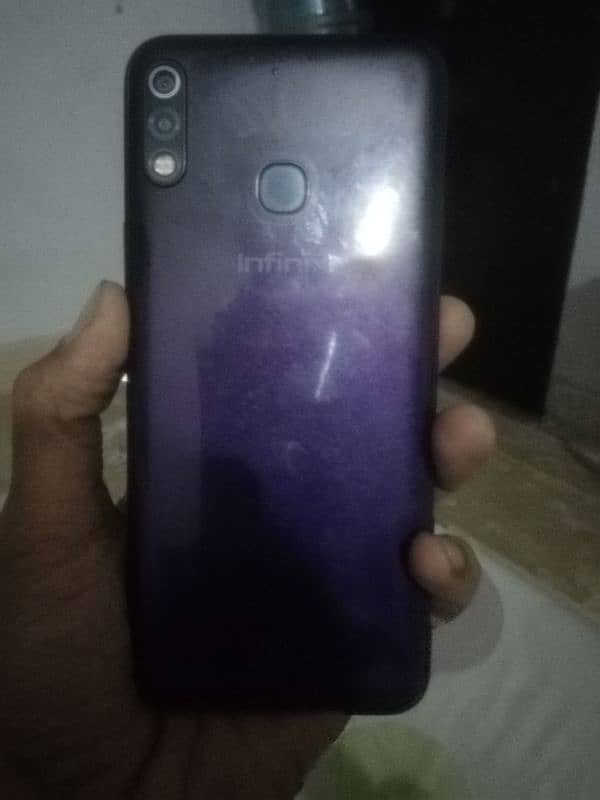 infinix hot8 lite 1