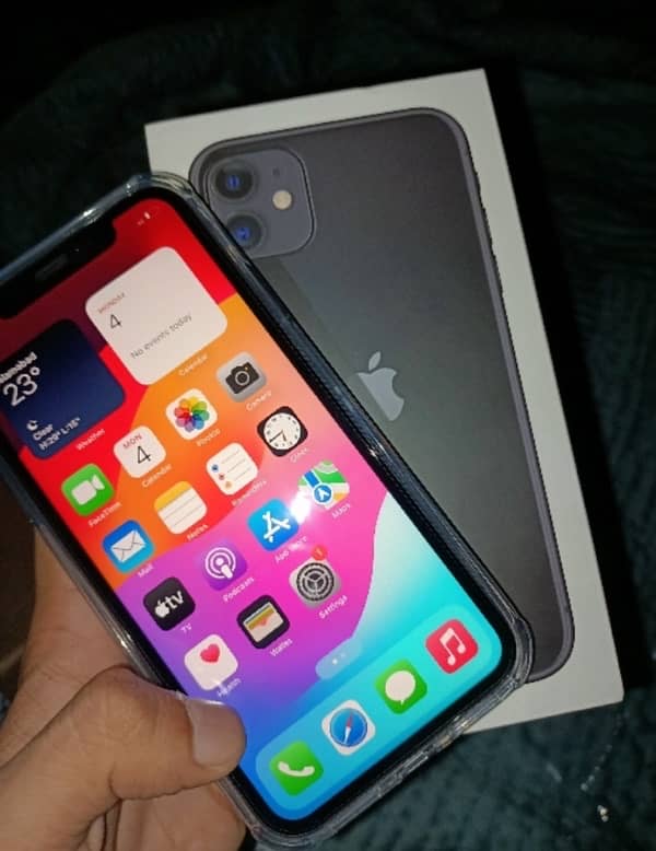 IPhone 11 JV . 64GB with box, 1 year Official waranty only 2 month use 0