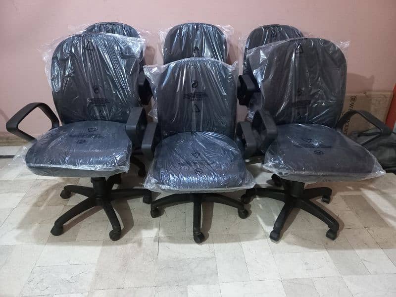 Master Branded Office Use chairs Available 0