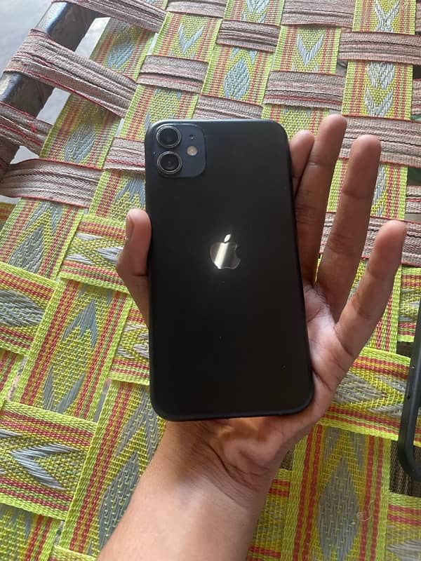 iphone 11 (exchange possible ) 1