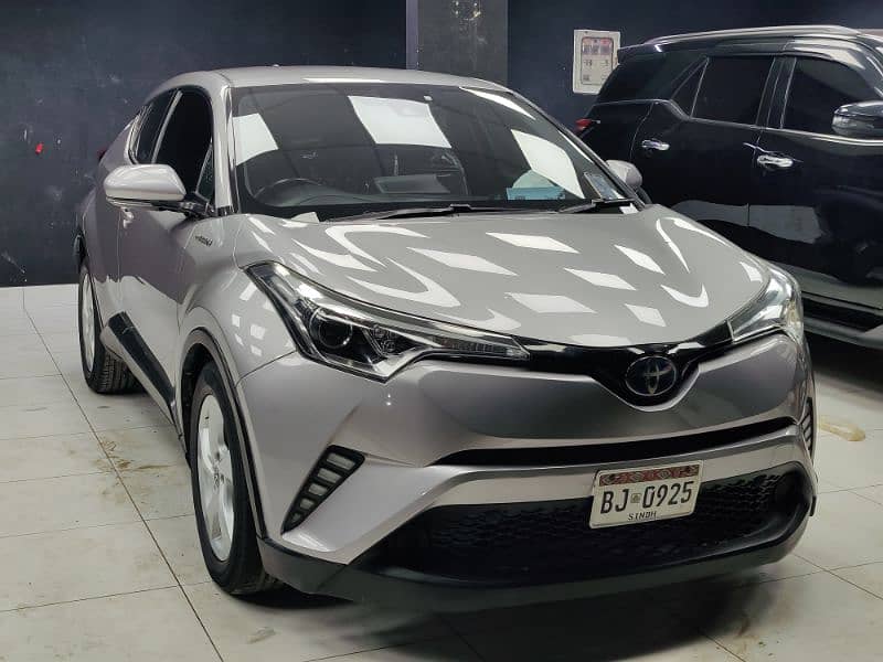 Toyota C-HR 2016 2