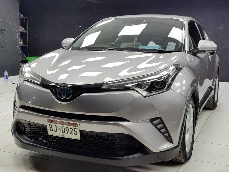 Toyota C-HR 2016 1