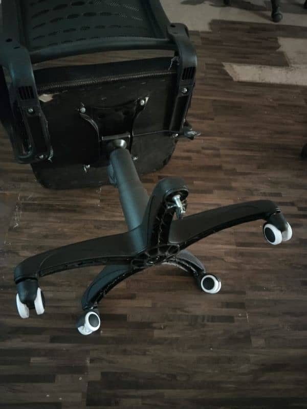 Office Chairs Repairing 3