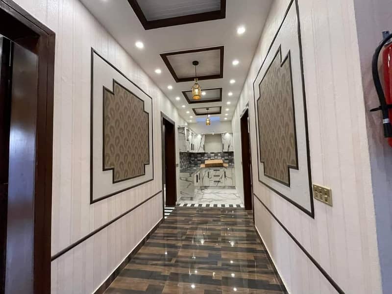 10 MARLA BRAND NEW EXCELLENT CONDITION IDEAL LUXURY HOUSE FOR RENT IN SHAHEEN BLOCK BAHRIA TOWN LAHORE 10