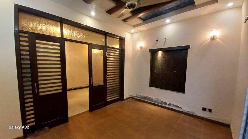 10 MARLA BRAND NEW EXCELLENT CONDITION IDEAL LUXURY HOUSE FOR RENT IN SHAHEEN BLOCK BAHRIA TOWN LAHORE 34