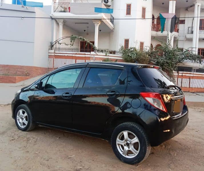 Toyota Vitz 2012 4