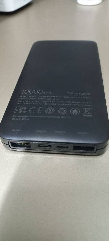 joyroom 10000mah power bank 2