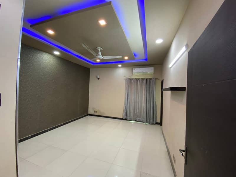 10 MARLA BRAND NEW LUXURY EXCELLENT LOWER LOCKED UPPER PORTION HOUSE FOR RENT IN NARGIS BLOCK BAHRIA TOWN LAHORE 5