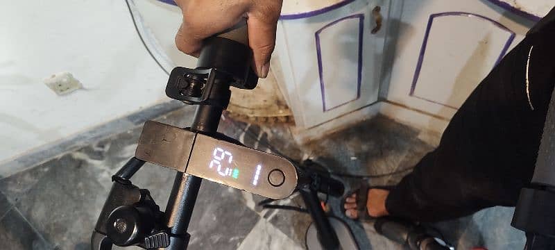 Xiaomi m4 Pro Electric Scooty High speed 40 4