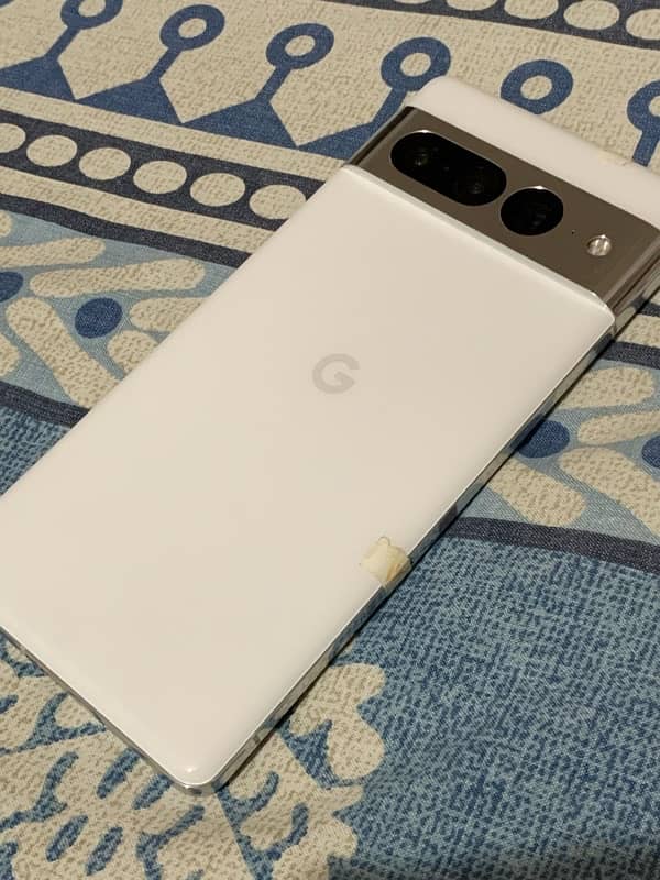 Google Pixel 7 pro 4