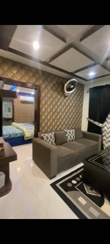 1 BED BRAND NEW FULL FURNISHED FULLY LUXURY IDEAL EXCELLENT GOOD FLAT FOR RENT IN BAHRIA TOWN LAHORE 10