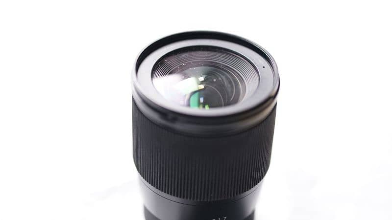 sony lens 16mm 1.4 2