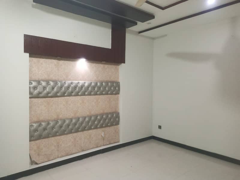 10 MARLA EXCELLENT GOOD NEW CONDITION HOUSE FOR RENT IN NARGIS BLOCK BAHRIA TOWN LAHORE 5