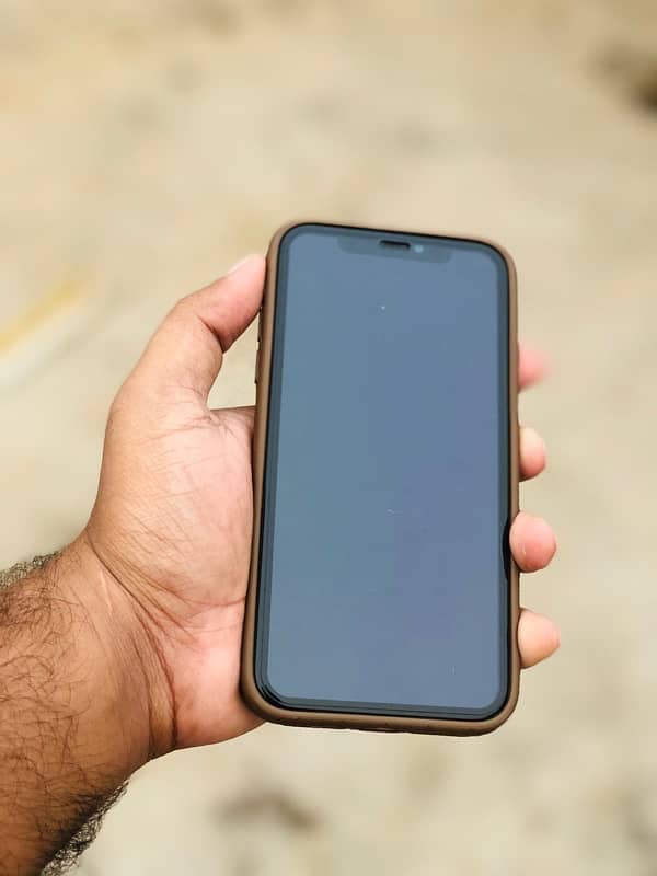 iPhone 11 64gb . non pta Factory Unlock. urgent sale 2