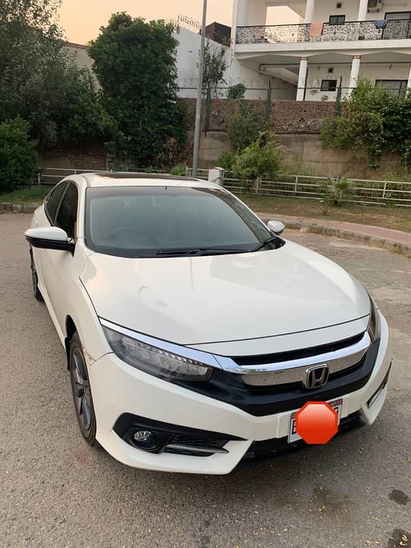 Honda Civic 2019 4