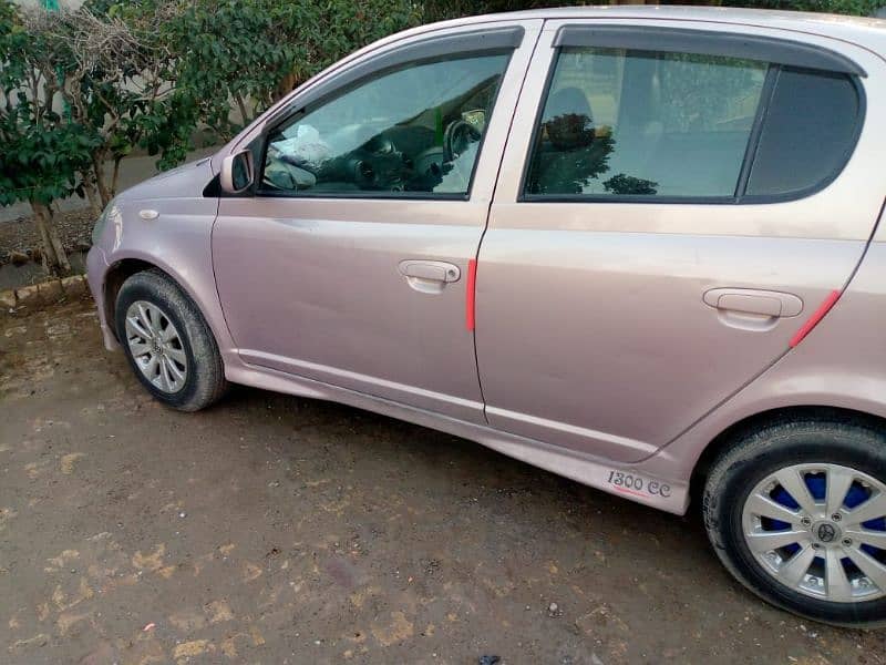 Toyota Vitz 2000 for sale 1