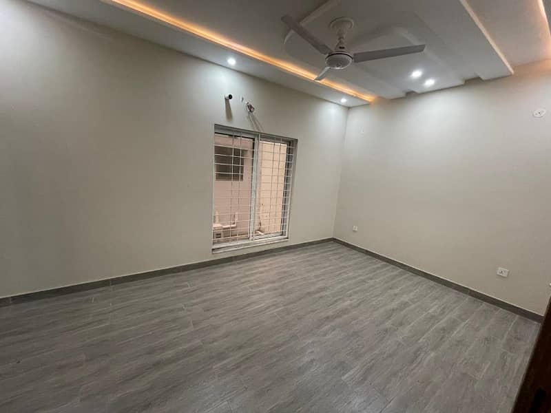 5 MARLA BRAND NEW LUXURY CONDITION GOOD EXCELLENT FULL HOUSE FOR RENT IN AA BLOCK BAHRIA TOWN LAHORE 6