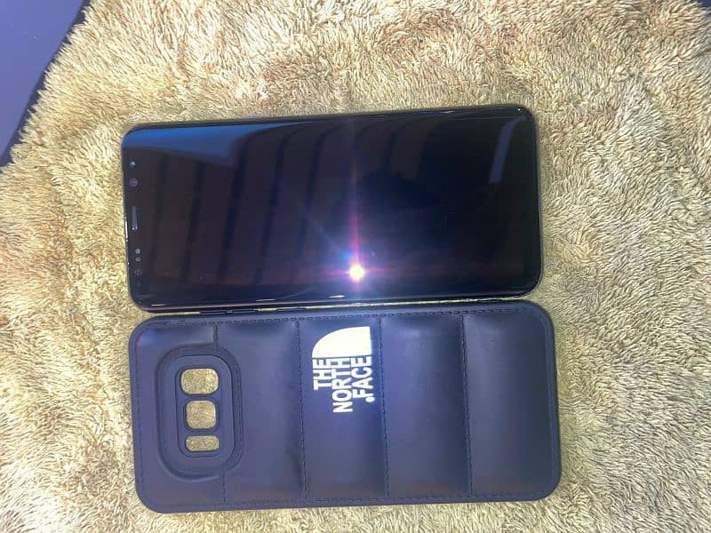 Samsung Galaxy S8+ 4/64 GB full new condition phone 2