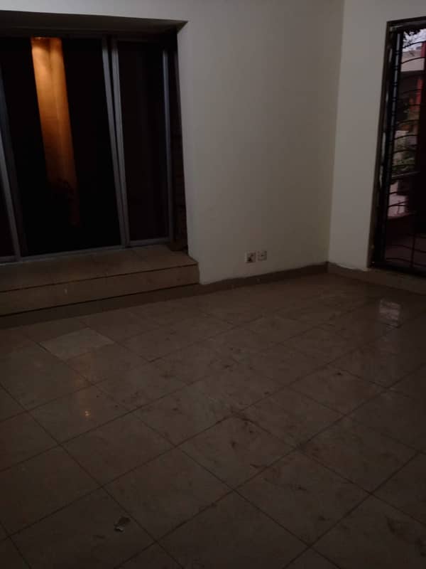 8 MARLA EXCELLENT NEW GOOD CONDITION IDEAL LOCATION EXCELLENT EUROPEON HOUSE FOR RENT IN SAFARI VILLAS BAHRIA TOWN LAHORE 9