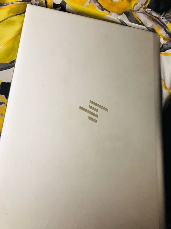 Hp Elitebook 840 G5 vpro i5 8th gen 0