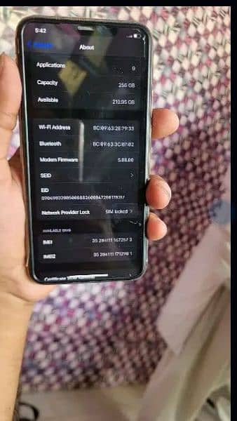 iphone 11 pro max  urgent sale 256 gb 7