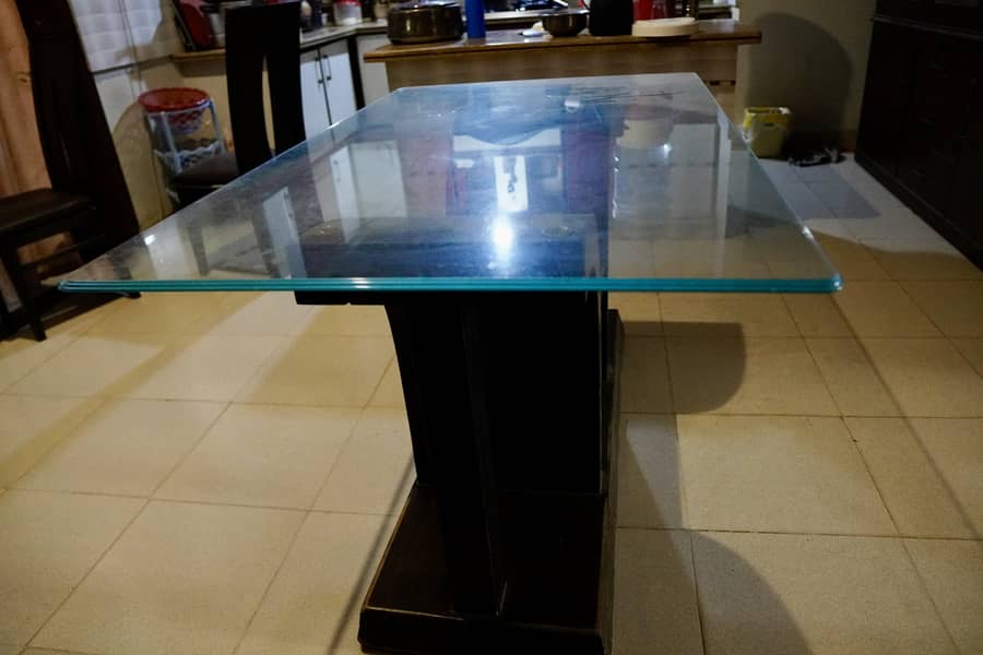 Dining Table 6 Seater for sale Karachi 2