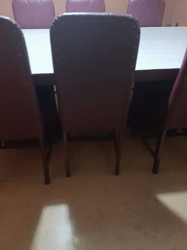 8 set dining table good quality 10