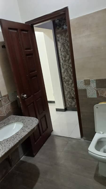 1 KANAL BRAND NEW EXCELLENT LUXURY GOOD CONDITION IDEAL LOCATION HOUSE FOR RENT IN BABAR BLOCK BAHRIA TOWN LAHORE 17