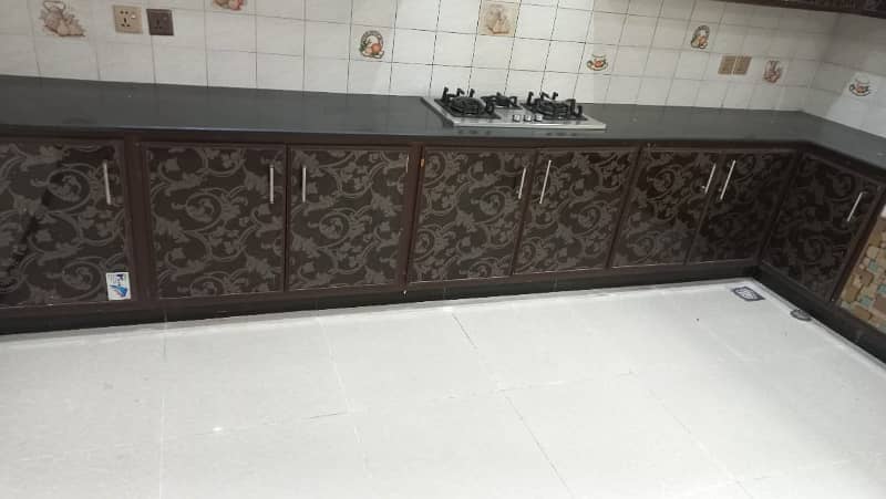 1 KANAL BRAND NEW EXCELLENT LUXURY GOOD CONDITION IDEAL LOCATION HOUSE FOR RENT IN BABAR BLOCK BAHRIA TOWN LAHORE 28