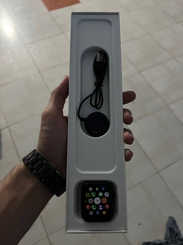 iPhone smart watch series 8 and series 6 1