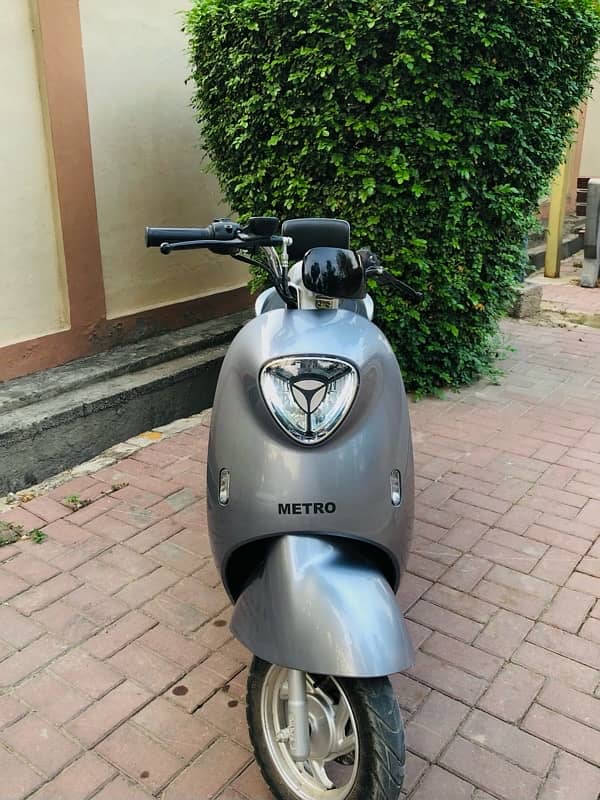 Metro M6  ebike 1